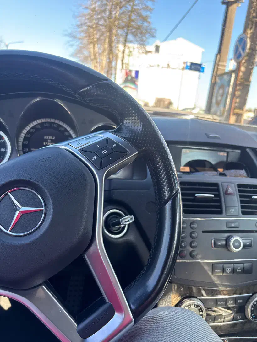 بنز c200 توربو 2010|خودرو سواری و وانت|شاهینشهر, عطار|دیوار