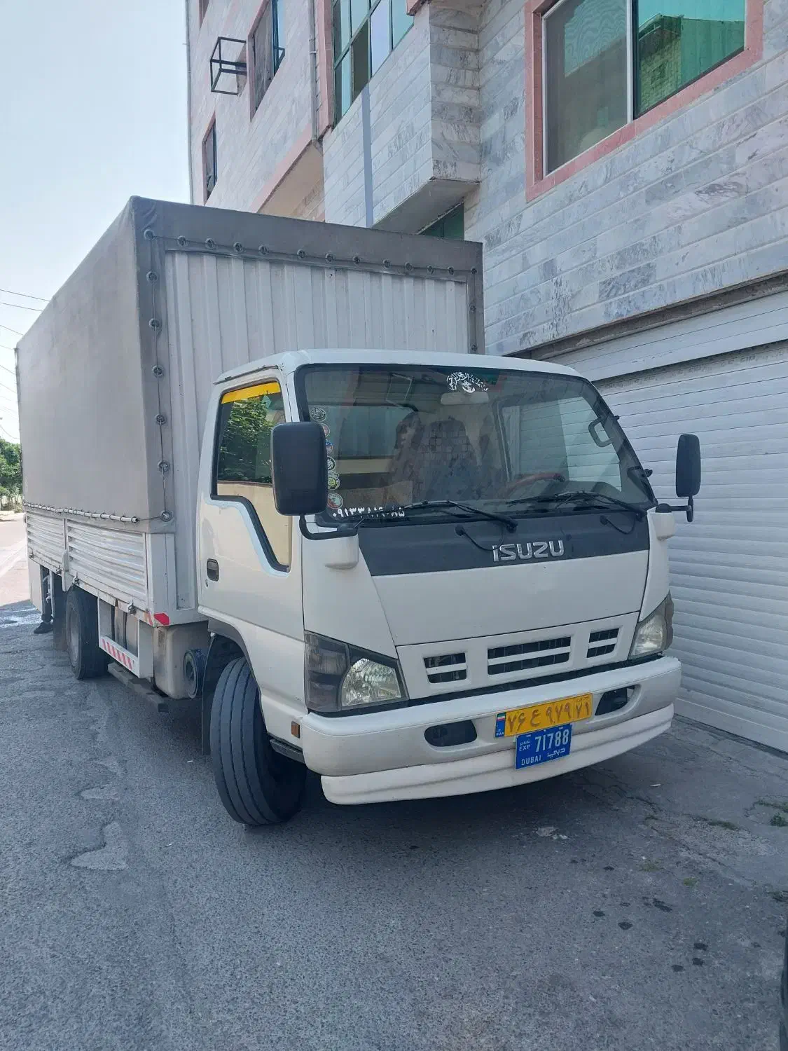 اسباب کشی کارگرخالی بابت بارگیری تخلیه اثاثیه وطن|خدمات حمل و نقل|ساری, |دیوار