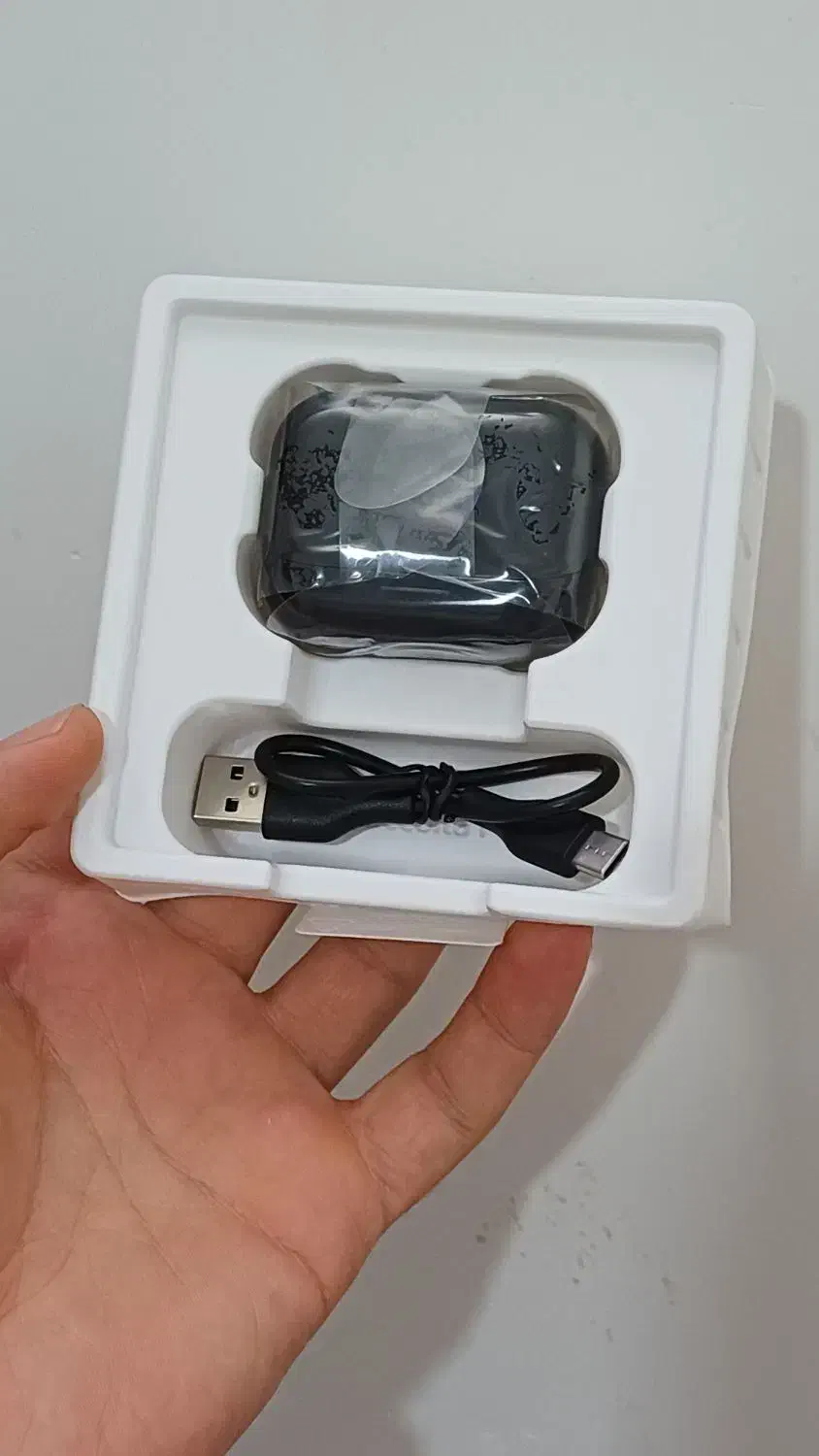 ایرپاد بیس دار قوی مارک انکر امریکا|لوازم جانبی موبایل و تبلت|کاشان, مفتح|دیوار