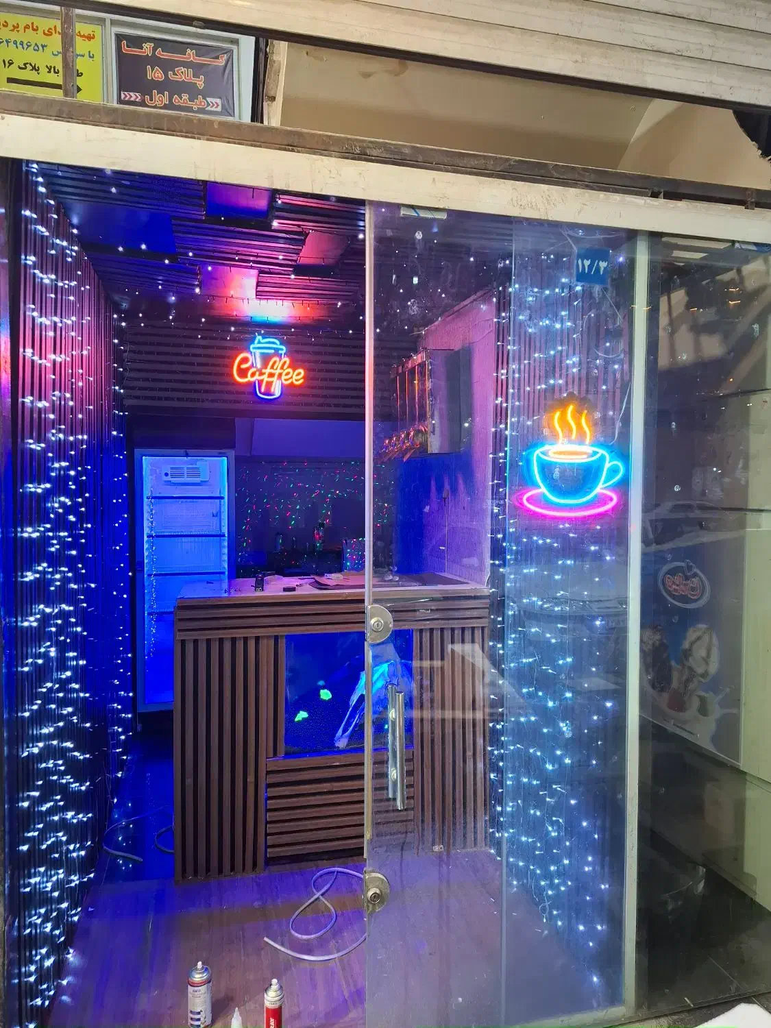 جذب باریستاکار|استخدام خدمات فروشگاه و رستوران|پردیس, فاز ۱۱|دیوار