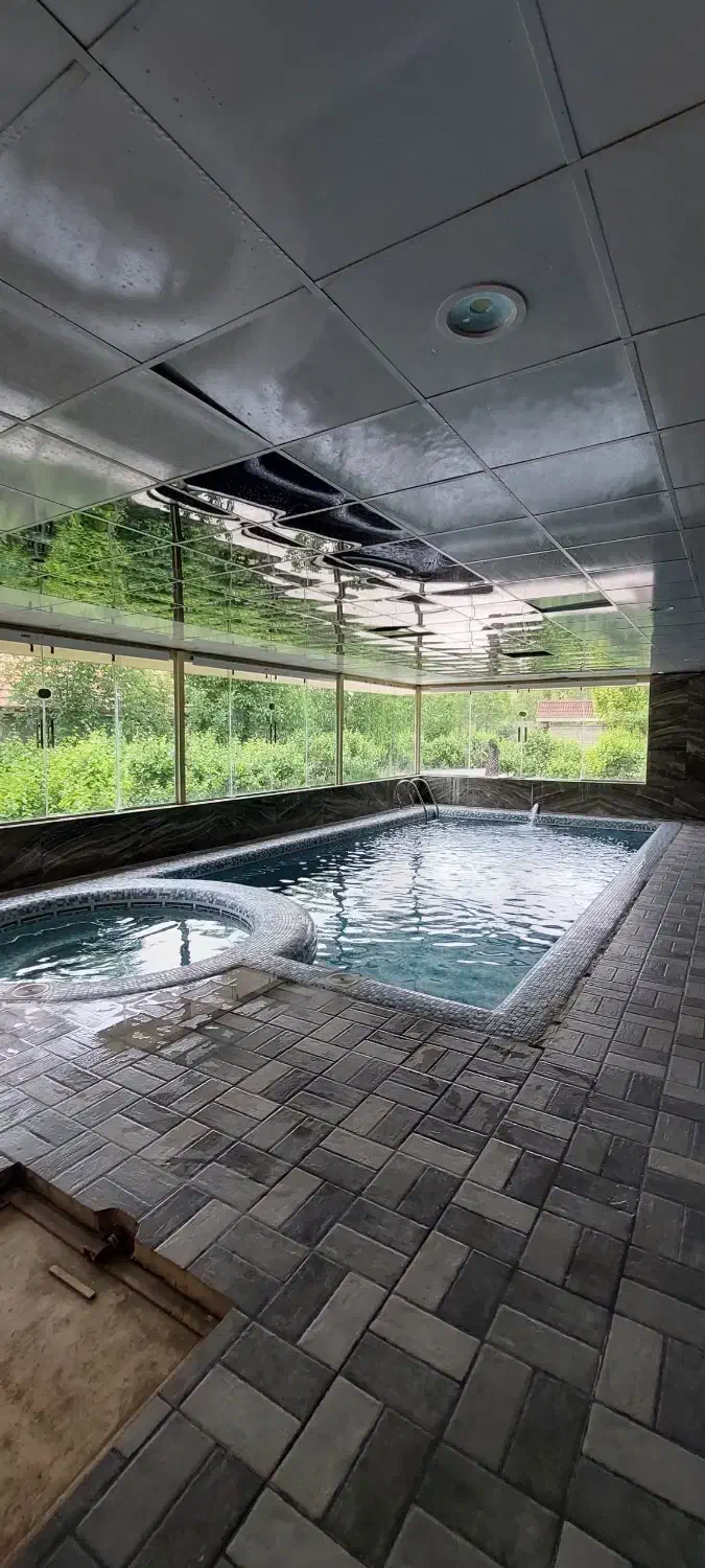 اجاره روزانه ویلا پارسیان با تیم شیراز با ما|اجارهٔ کوتاه‌مدت ویلا و باغ|صدرا-فارس, فاز ۱|دیوار