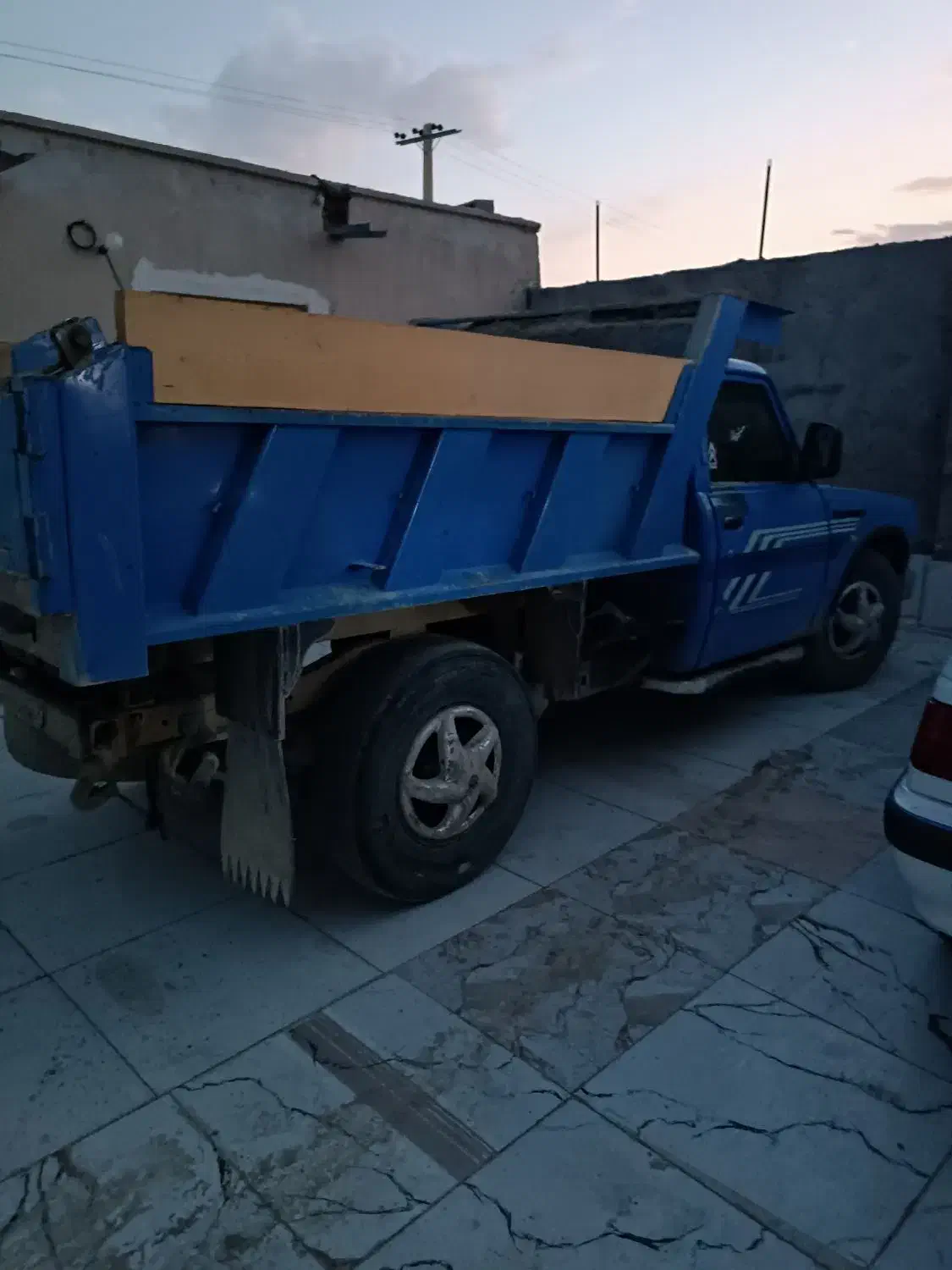 فروش وحمل ماسه شسته نخودی بادامی مخلوط خاک ملک....|خدمات حمل و نقل|سراوان, |دیوار