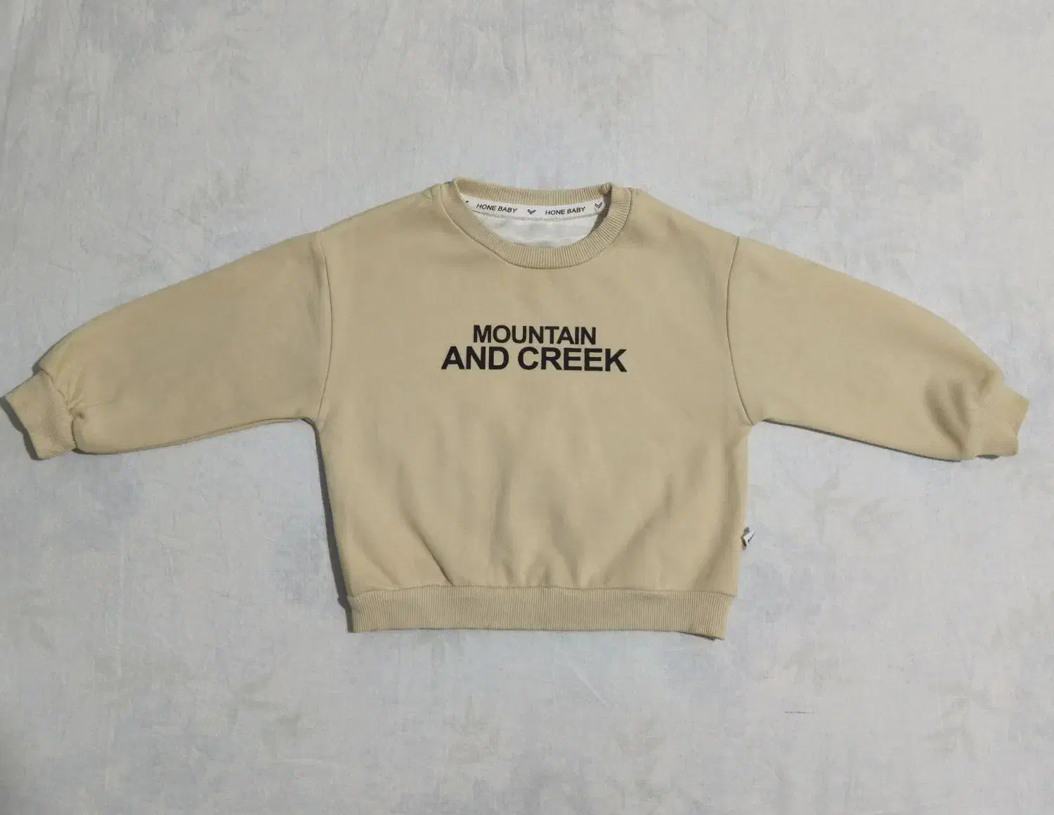 لباس مجلسی پسرانه|کفش و لباس بچه|رباط‌کریم, رباط‌کریم|دیوار