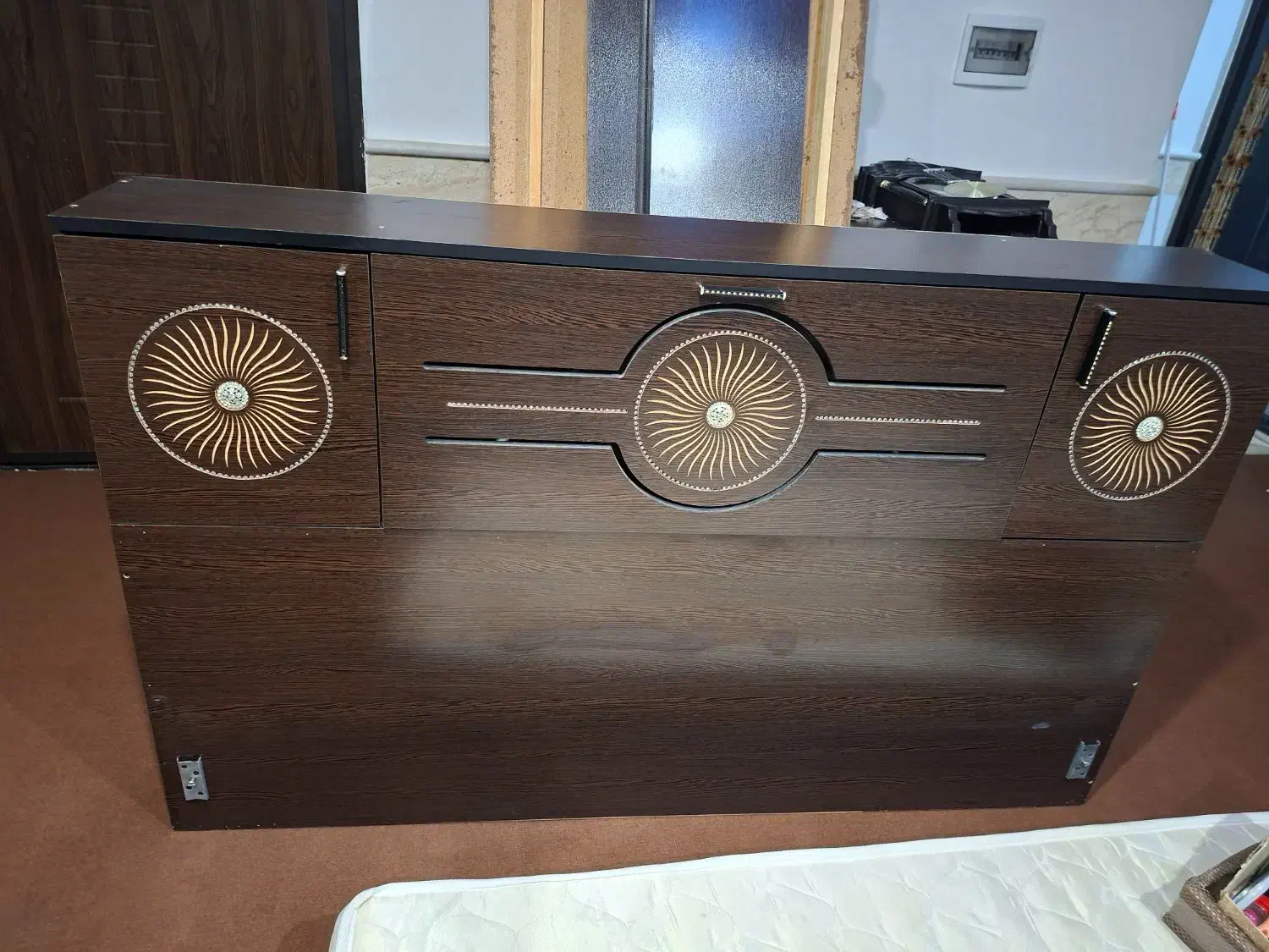 تخت خواب دو نفره در حد نو|تخت و سرویس خواب|تنکمان, |دیوار