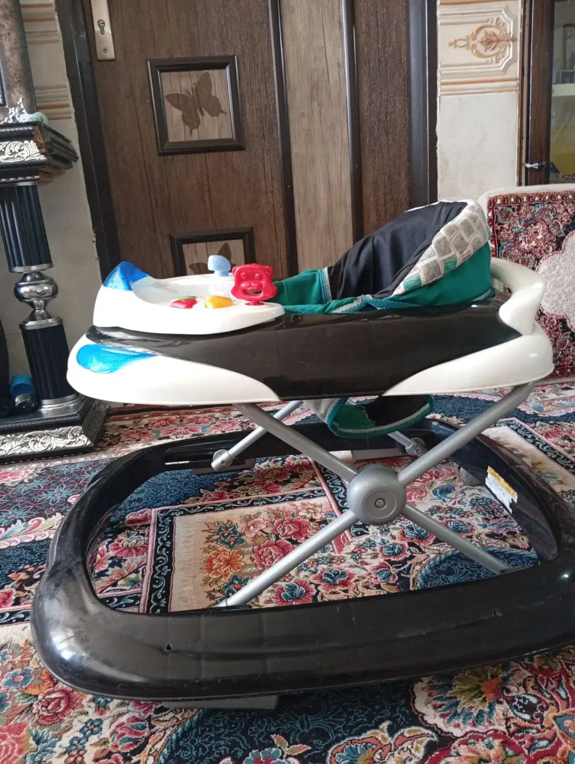 روروعک|کالسکه و لوازم جانبی|سجاس رود, |دیوار