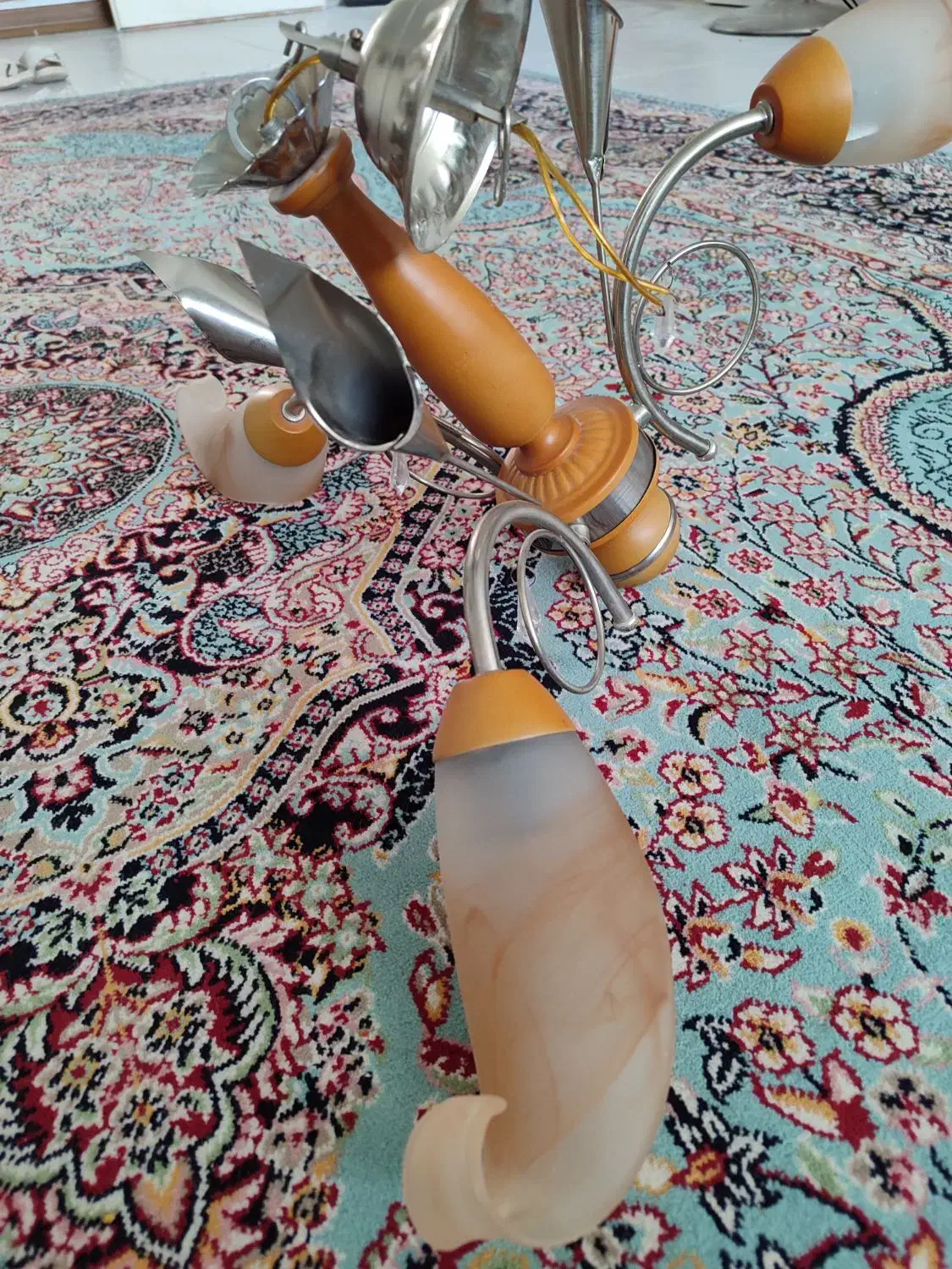 لوستر سه شاخه همراه با دیوارکوب فقط۵۰۰تومان|لوستر و چراغ آویز|مشهد, شاهد (شهرک غرب)|دیوار