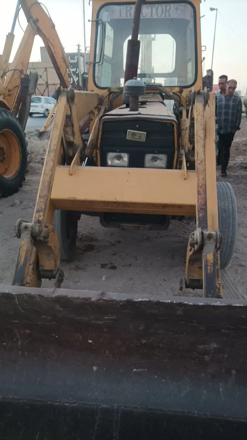 بیل بکو مدل 72|خودرو سنگین|میاندوآب, |دیوار
