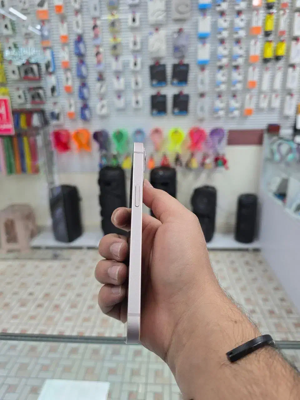 آیفون ۱۳ نرمال|موبایل|اندیشه, اندیشه فاز ۴|دیوار