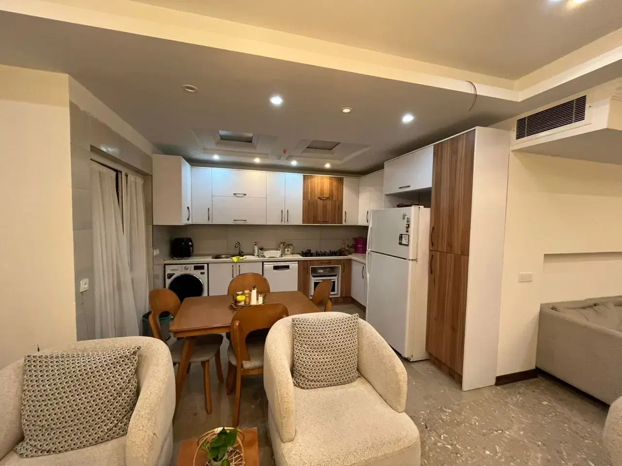 اجاره آپارتمان ۱۱۰ متری به قیمت ترین واحد-مجردموجه|اجارهٔ آپارتمان|تهران, درکه|دیوار