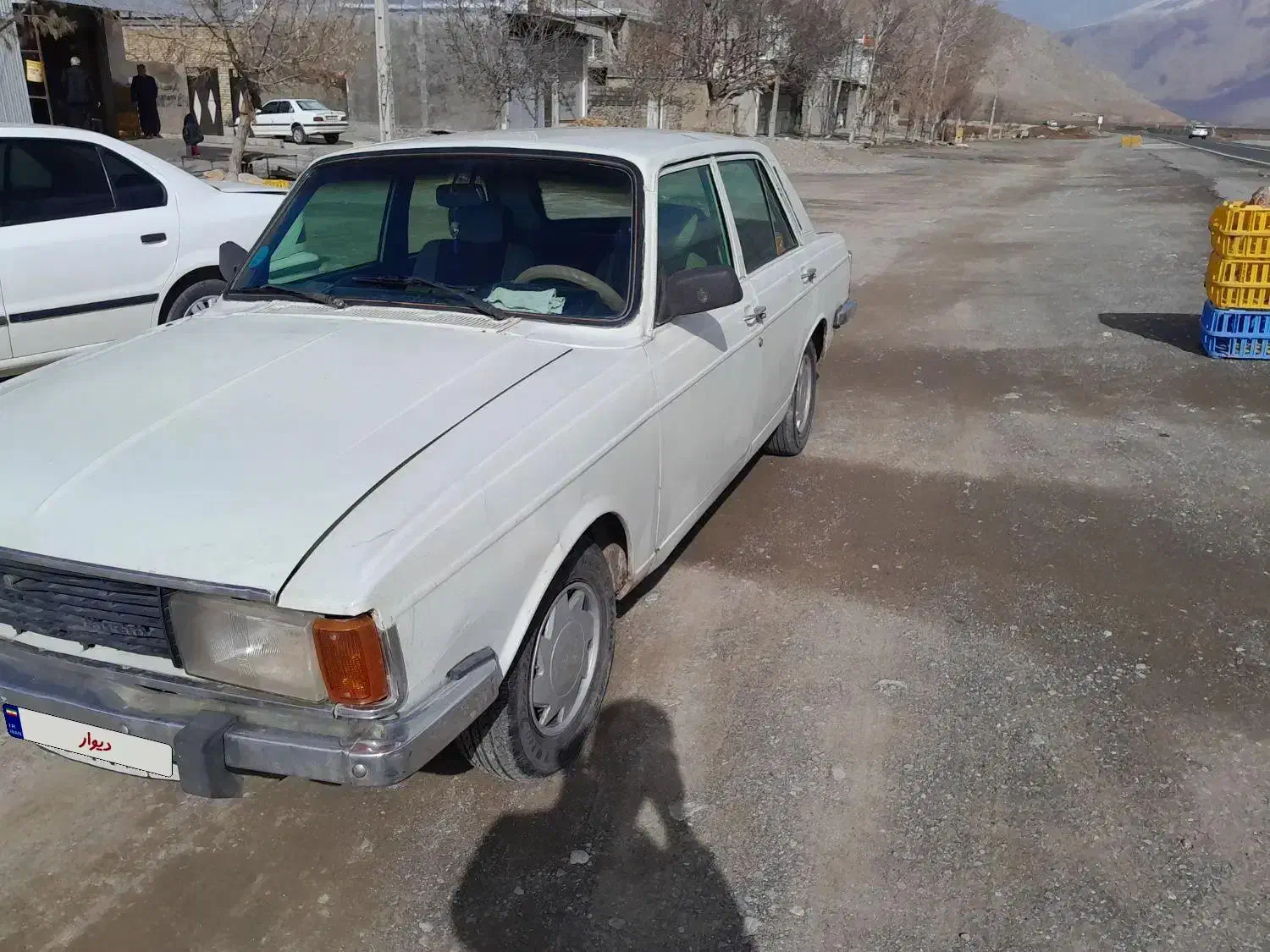 پیکان|خودرو کلاسیک|بیستون, |دیوار