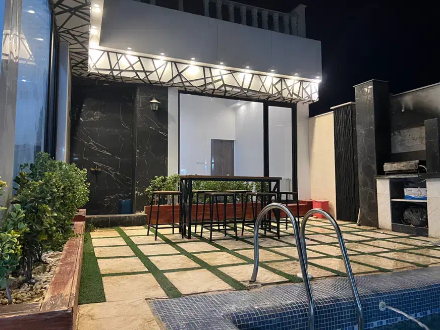 اجاره روزانه ویلا استخر ابگرم مدرن بیلیارد سهیلیه|اجارهٔ کوتاهمدت ویلا و باغ|کرج, برغان|دیوار