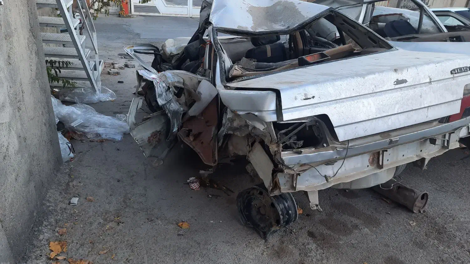 تصادفی بهنام|خودرو سواری و وانت|سقز, |دیوار