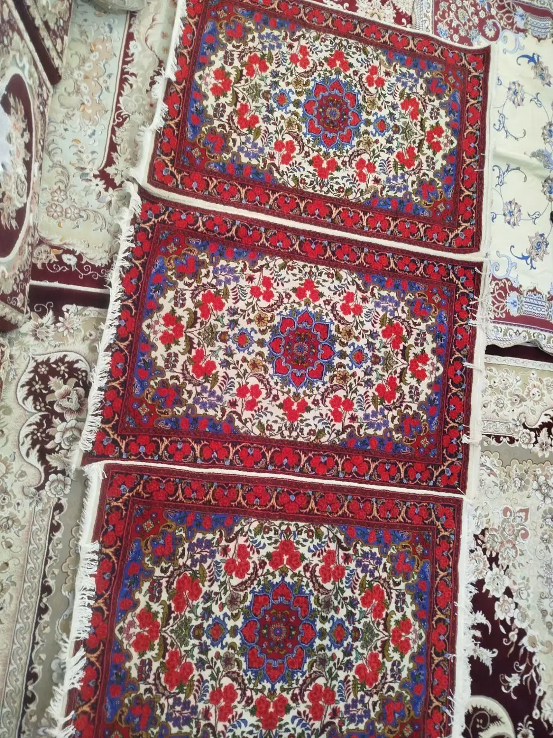 فرش دستباف گلسرخ|فرش|سنقر, |دیوار