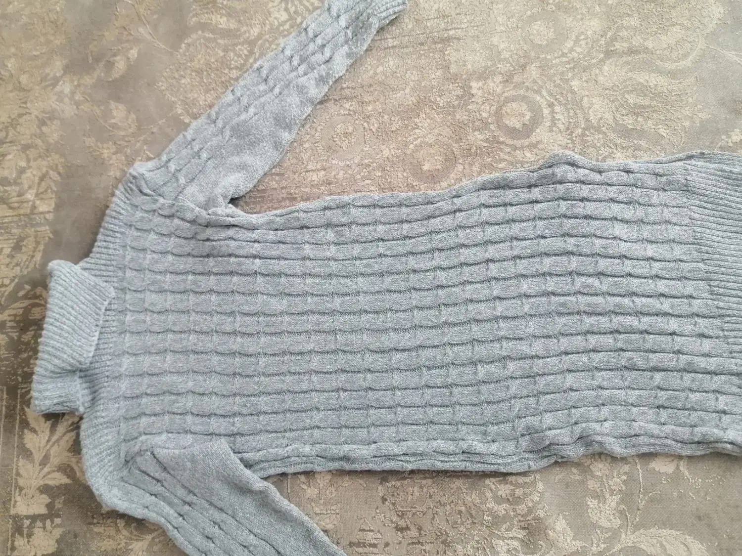 بافت بلند و چاک دار|لباس|رشت, کوی غلام نیا|دیوار