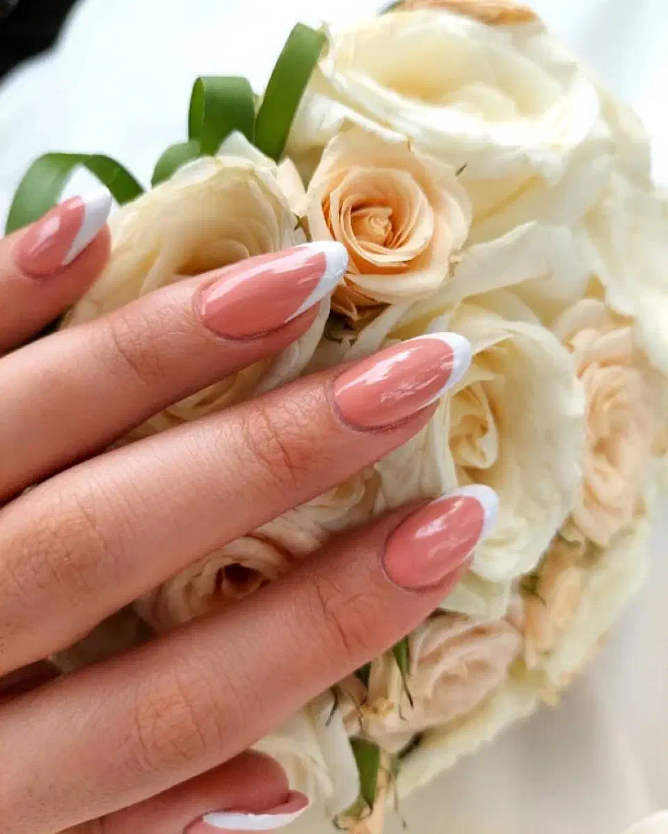 خدمات کاشت ناخن دررشت|خدمات آرایشگری و زیبایی|رشت, اسماعیل آباد|دیوار