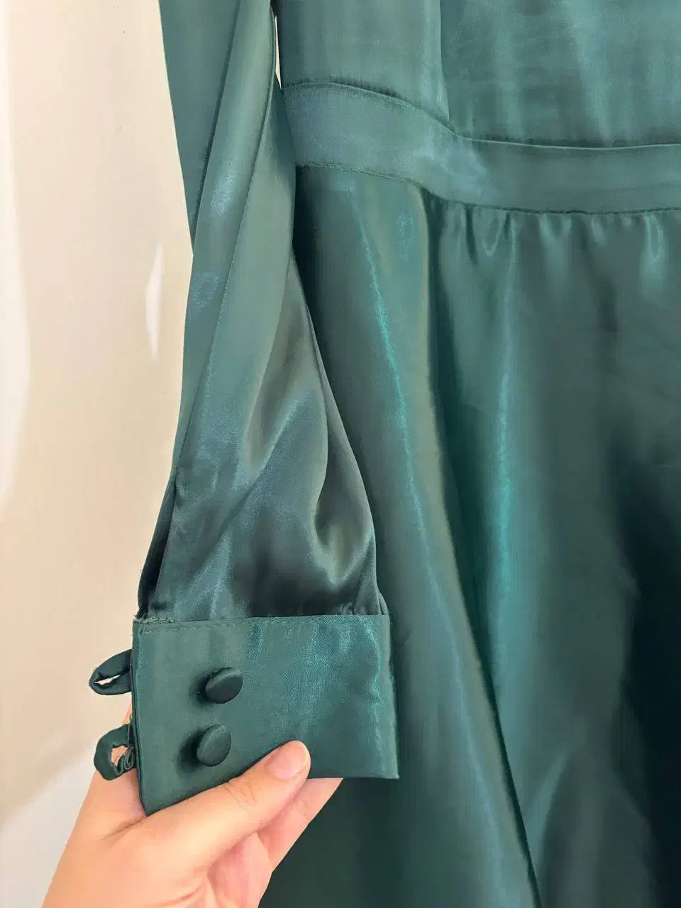 ۲دست لباس مجلسی|لباس|هشتگرد, فاز ۱ مهستان|دیوار