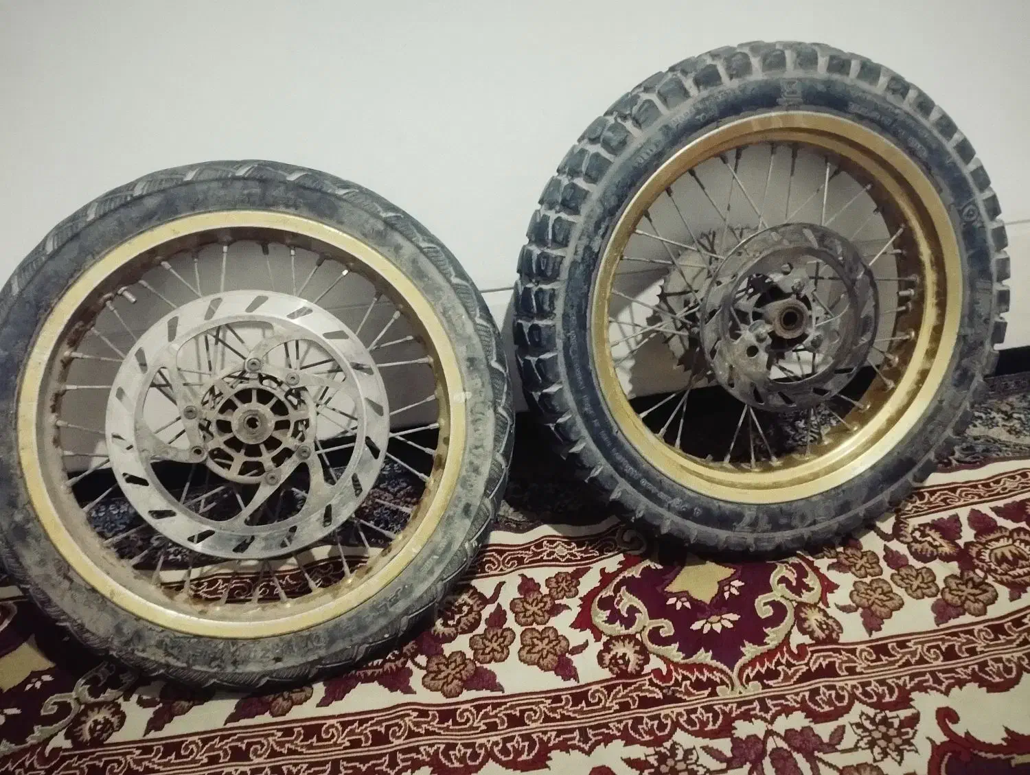 رینگ لاستیک موتور تریل|قطعات یدکی و لوازم جانبی|کرمان, |دیوار