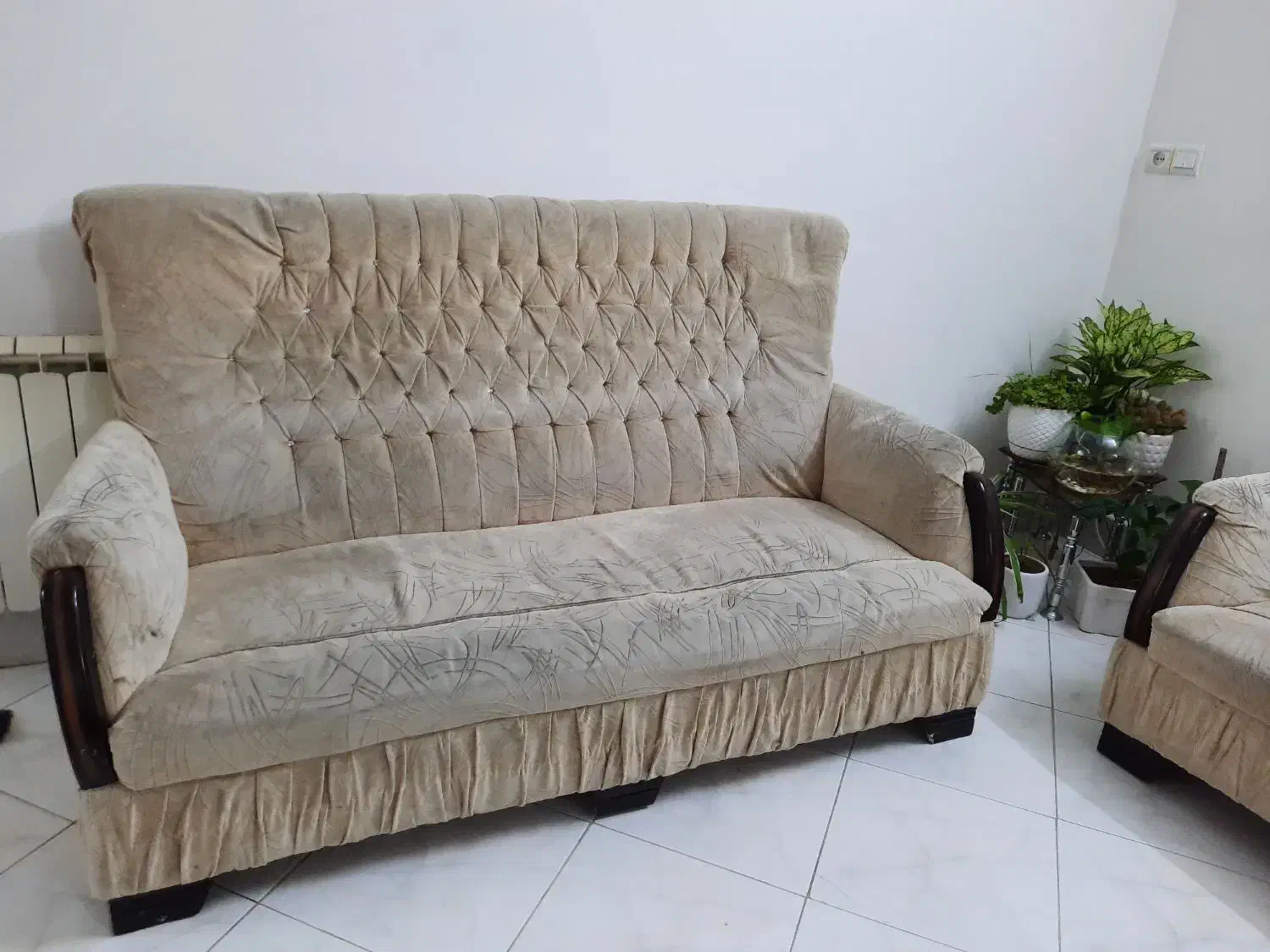 مبل ۵ نفره|مبلمان خانگی و میز عسلی|نیشابور, دارایی|دیوار