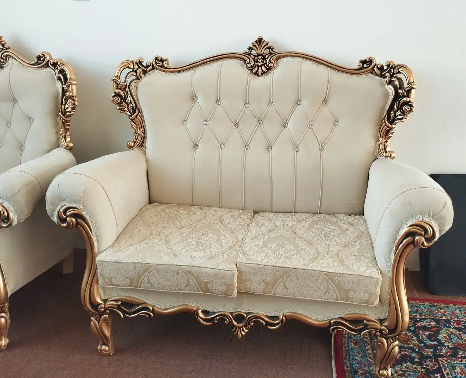 مبل سلطنتی نو|مبلمان خانگی و میز عسلی|شهرکرد, |دیوار