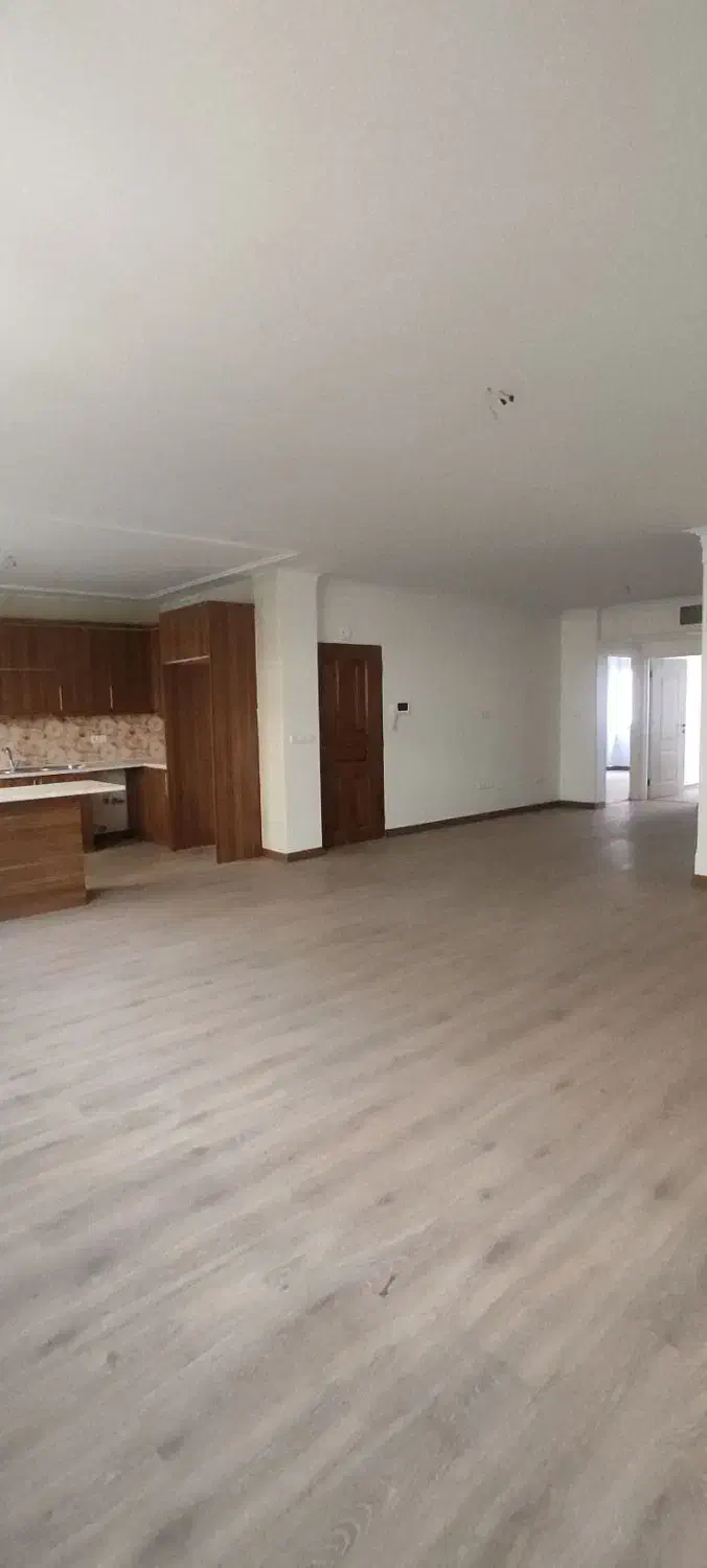 ۱۳۰متر‌‌ تک واحدی/آکواریوم نور شهرک غرب (فلامک)