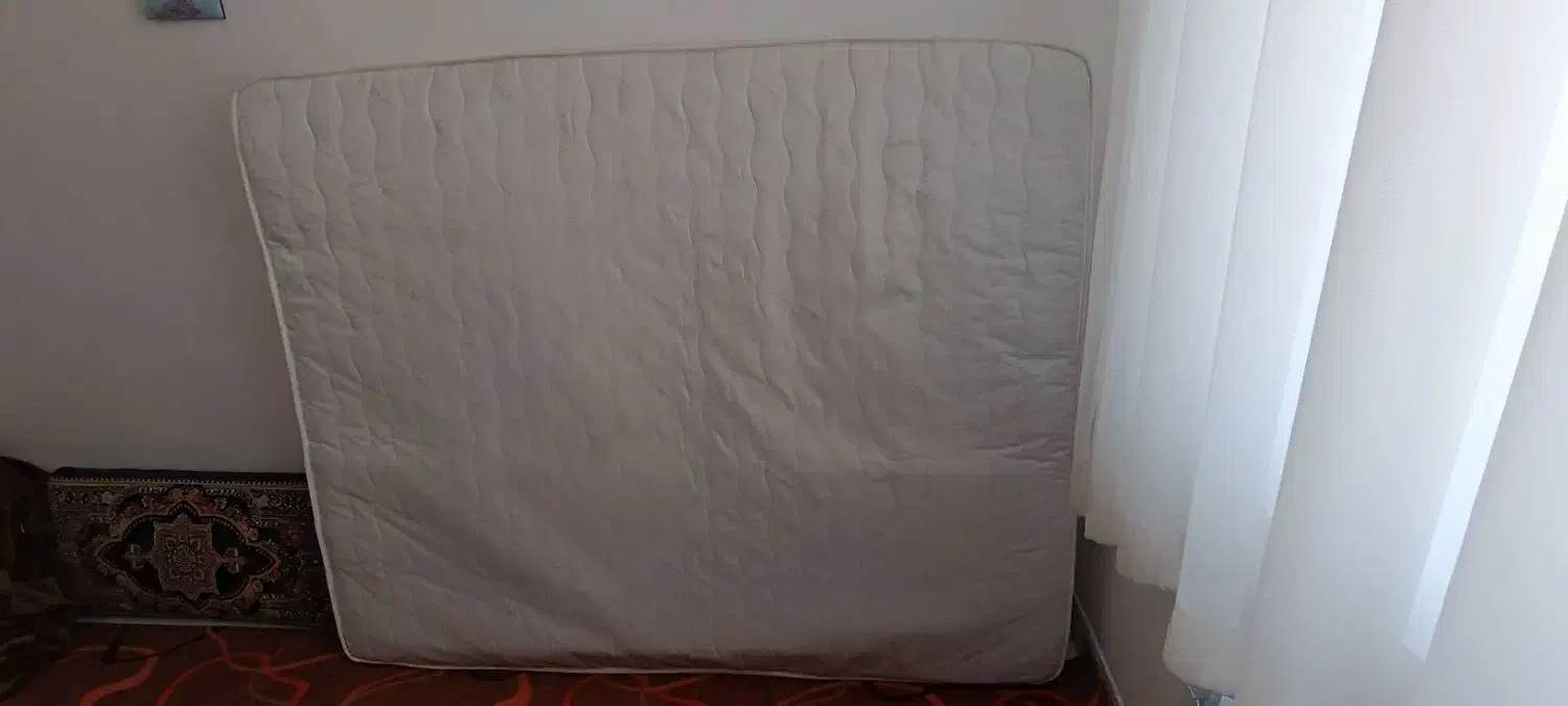 تشک دو نفره|تشک تختخواب|نیشابور, محله میدان باغات|دیوار