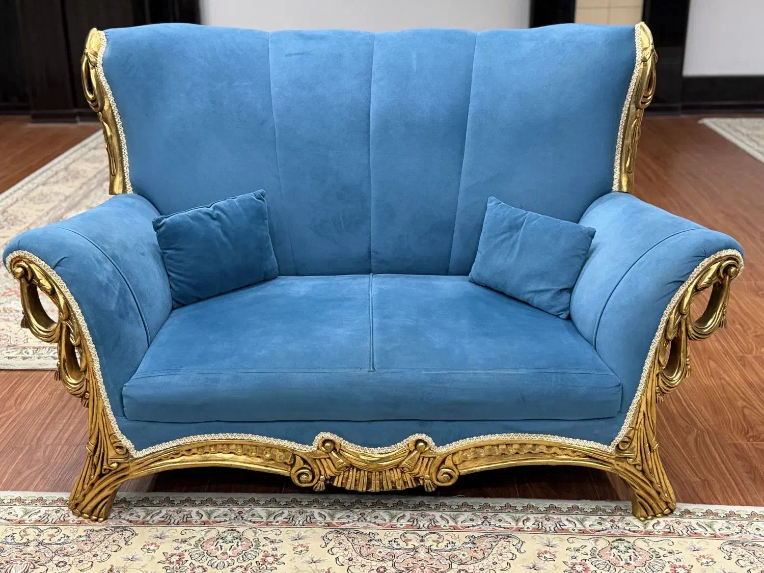 فروش فوری مبل هفت نفره به همراه جلو مبلی|مبلمان خانگی و میز عسلی|آزادشهر, |دیوار