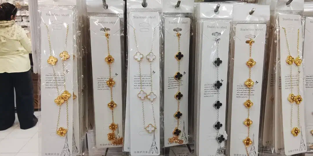 دستبند و گردنبند ونکلیف|بدلیجات|رشت, استقامت ۱|دیوار