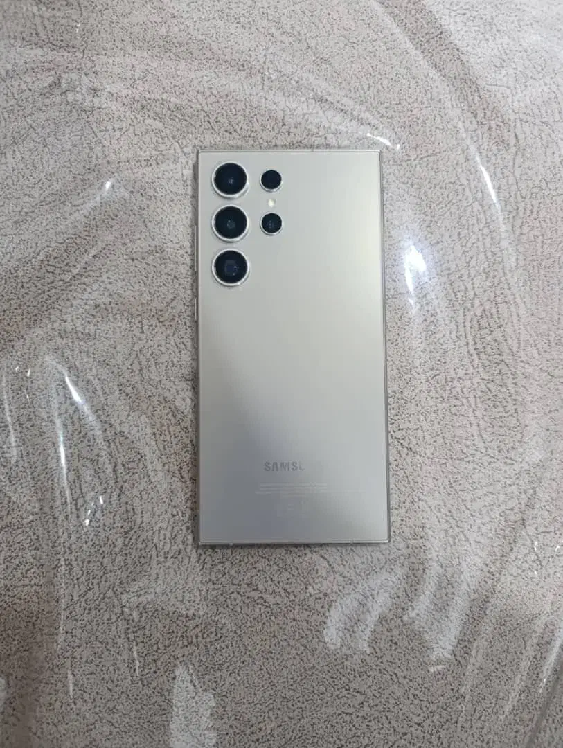 اس ۲۴ الترا|موبایل|باغ ملک, |دیوار