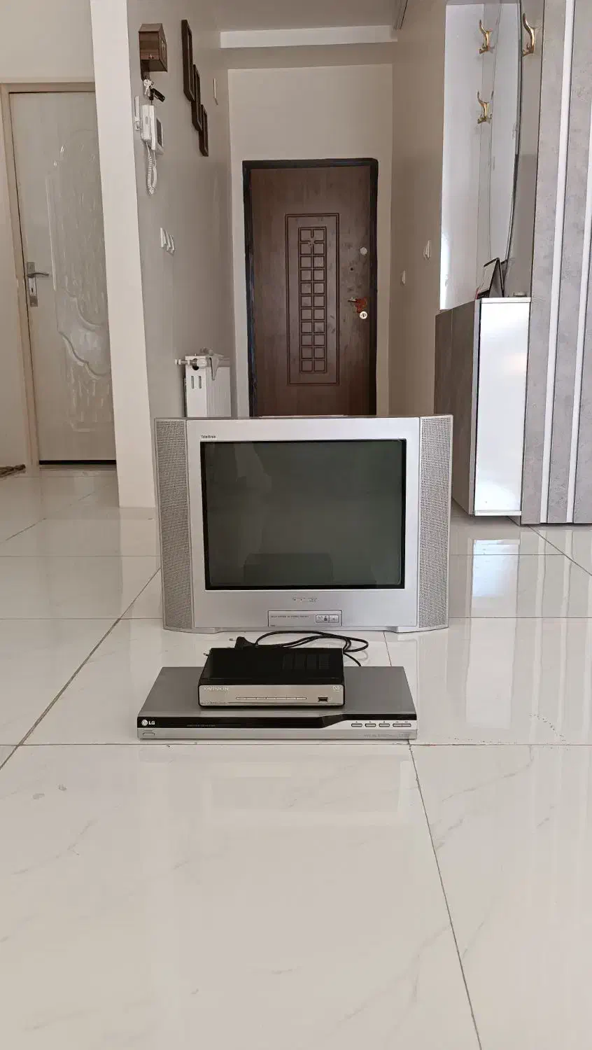 تلویزیون سونی و دستگاه دیجیتال و دستگاه دی وی دی|تلویزیون و پروژکتور|سبزوار, امیر کبیر|دیوار