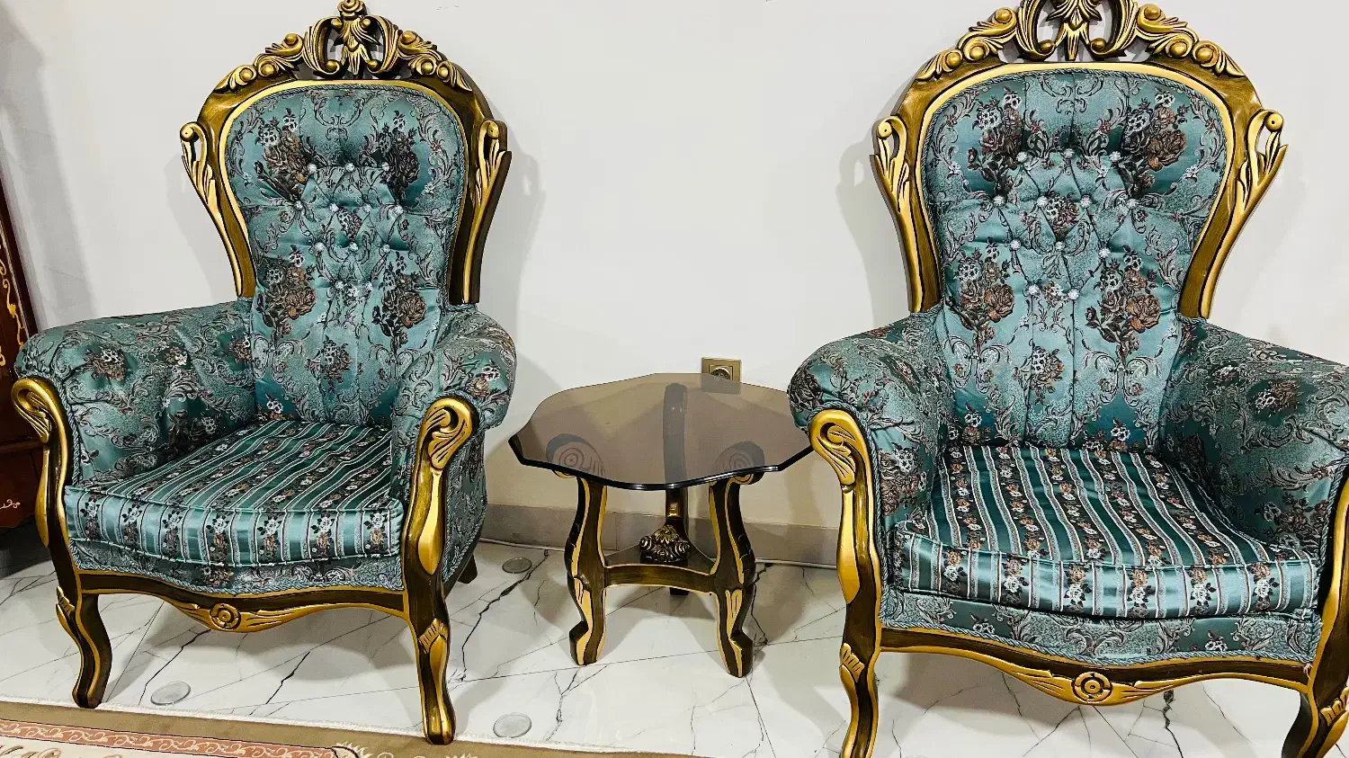 مبل سلطنتی ۹ نفره با چوب راش گرجستان|مبلمان خانگی و میز عسلی|الیگودرز, |دیوار