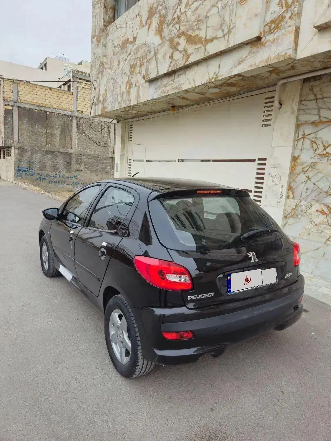 پژو 207 مدل 1402 سقف فلز|خودرو سواری و وانت|خمینی‌شهر, |دیوار