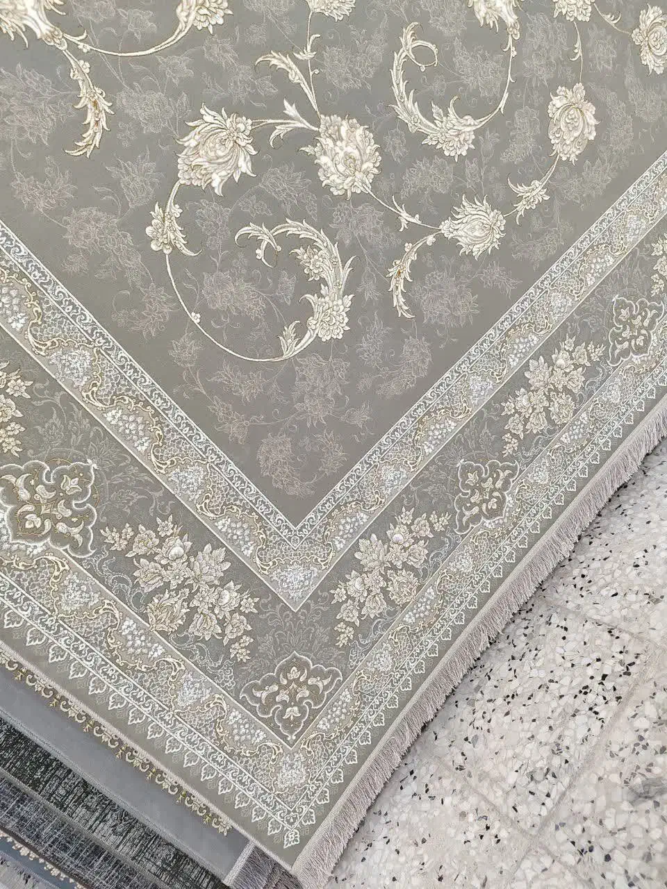 فرش درجه یک تک به قیمت عمده|فرش|کاشان, راوند|دیوار