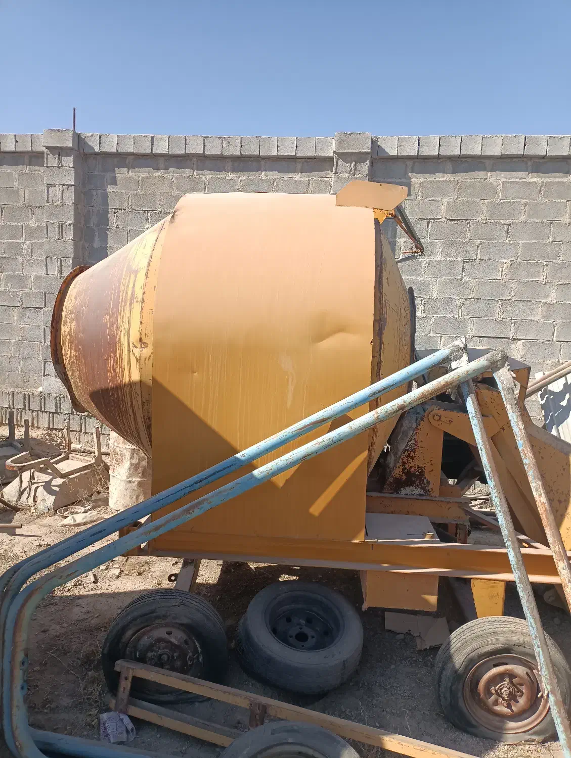 فروش میکسر بتونیر|ماشین‌آلات صنعتی|شیراز, قلعه نو|دیوار