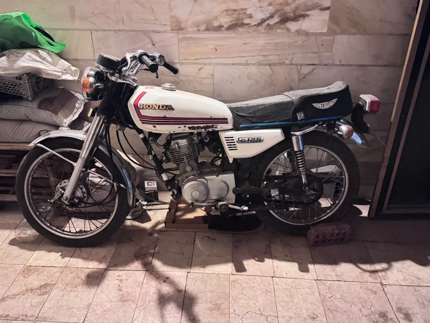 موتور هندا ۱۲۵|موتورسیکلت|رفسنجان, |دیوار