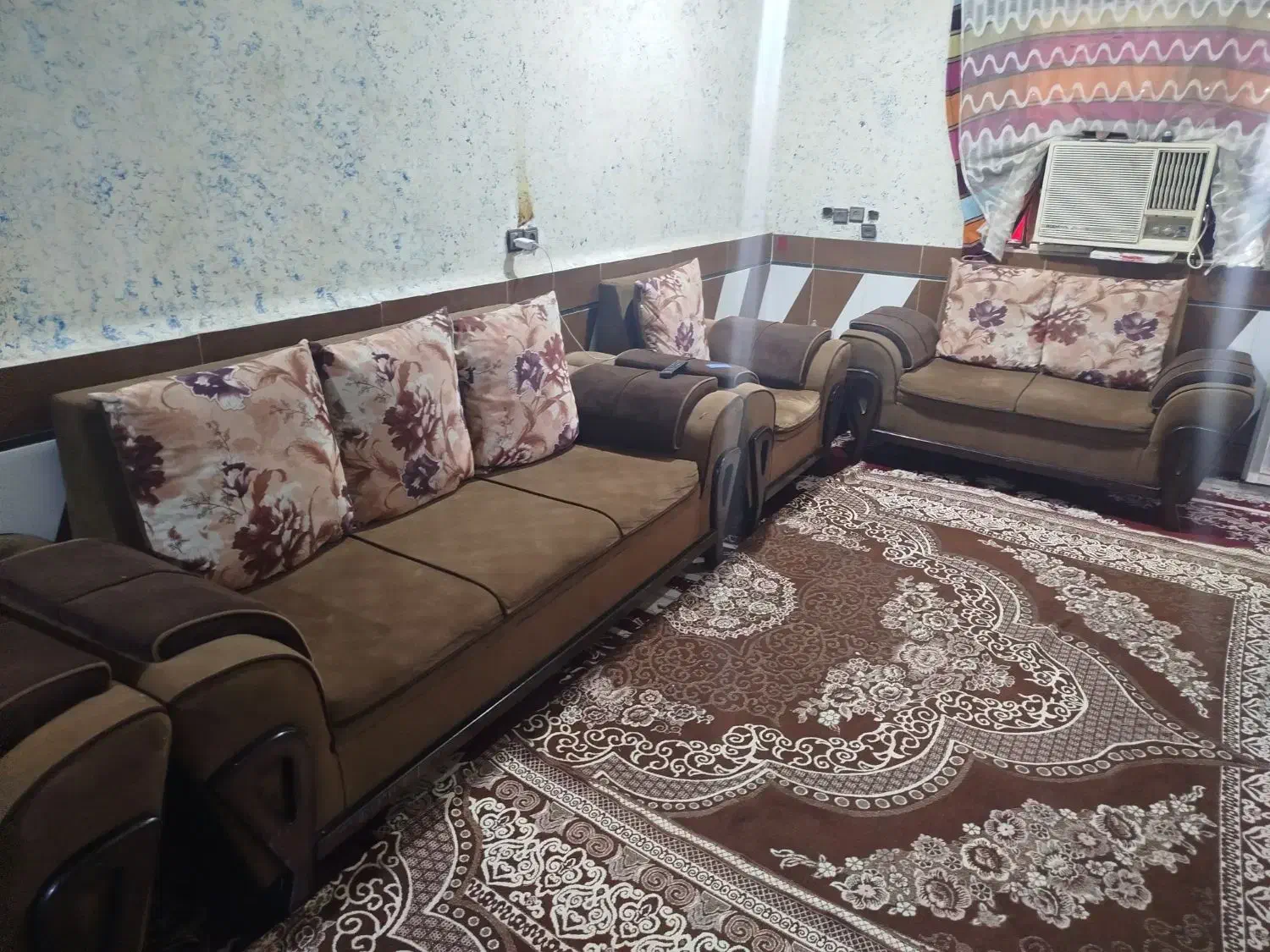 مبل 7نفره شیک وتمیز|مبلمان خانگی و میز عسلی|شوش, |دیوار