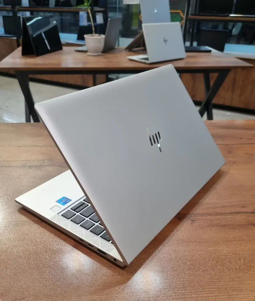 HP elitebook 840 G8|رایانه همراه|مشهد, عامل|دیوار