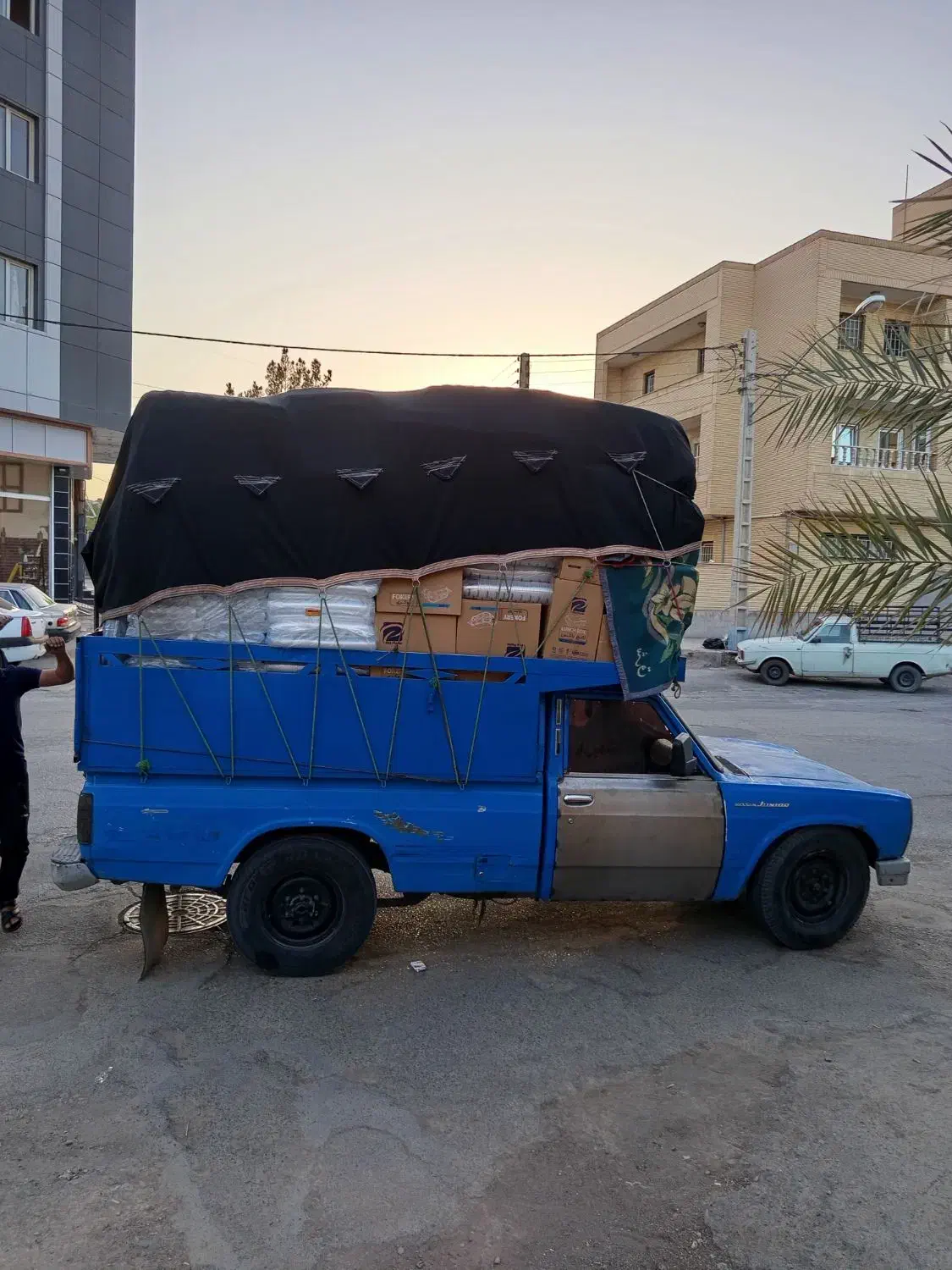 حمل بار و اثاثیه منزل با نازلترین قیمت|خدمات حمل و نقل|کرمان, |دیوار