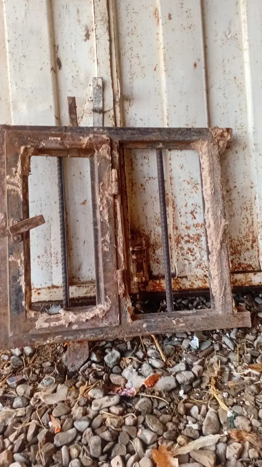 درب حیاط|مصالح و تجهیزات ساختمان|نیشابور, فضل|دیوار