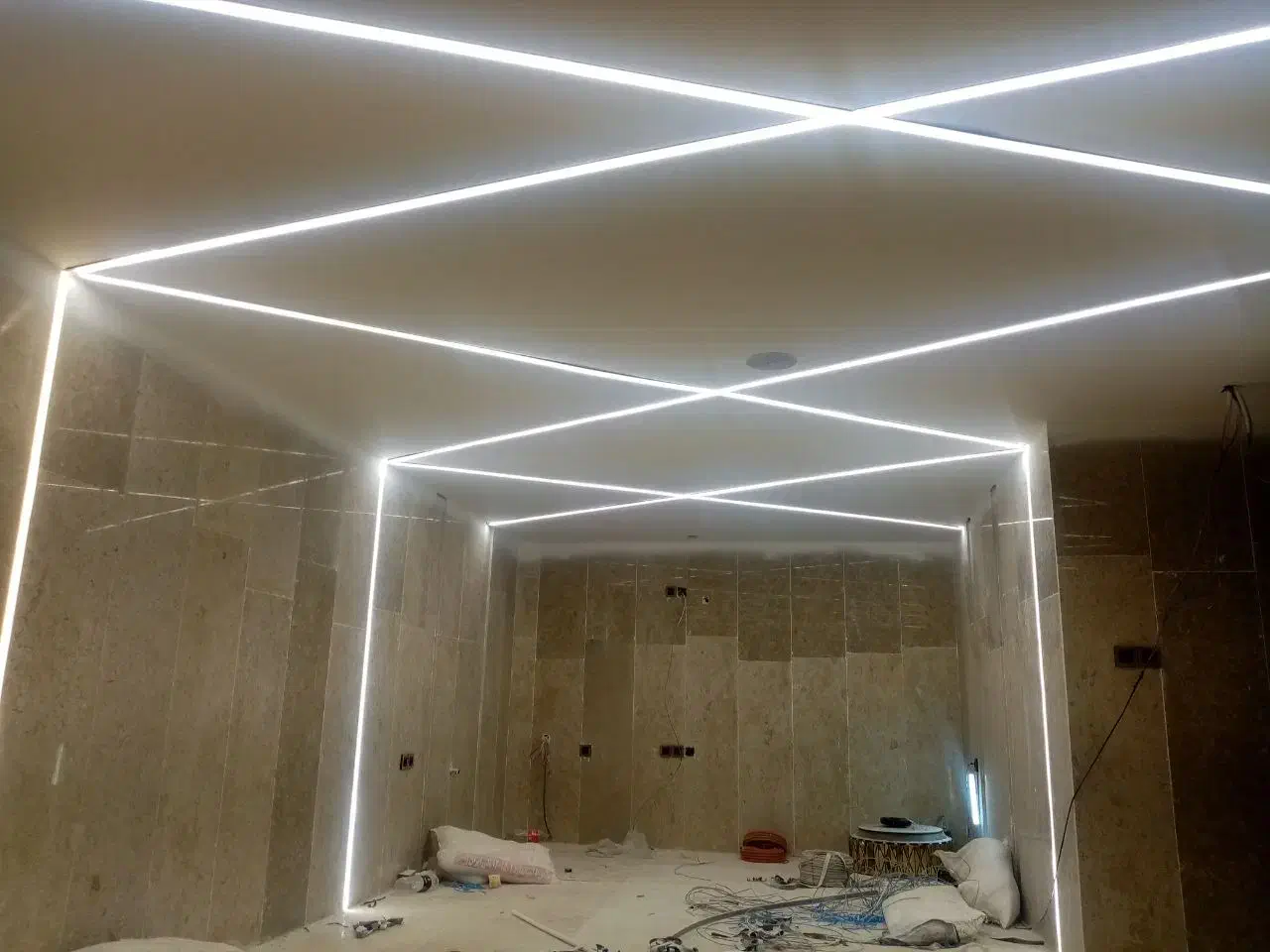 لاینر و لوستر در طرح های دلخواه شما|لوستر و چراغ آویز|مشهد, آیت الله خامنهای|دیوار