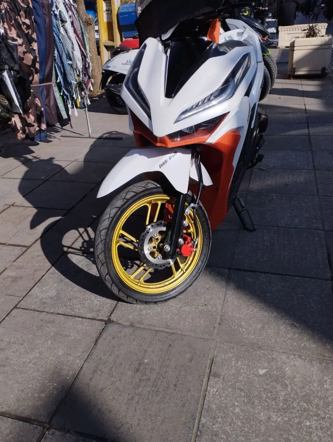 طرح کلیک در حد خشک سند به نام|موتورسیکلت|تاکستان, |دیوار