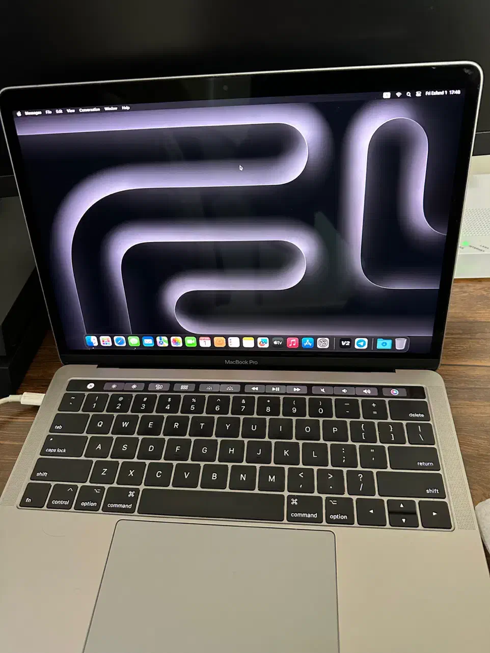 mac book pro|رایانه همراه|تهران, چوب تراش|دیوار