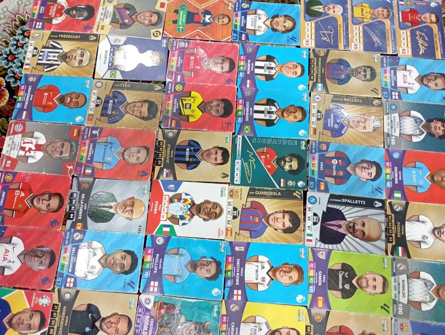 کمیدی|اسباب‌‌بازی|چغادک, |دیوار