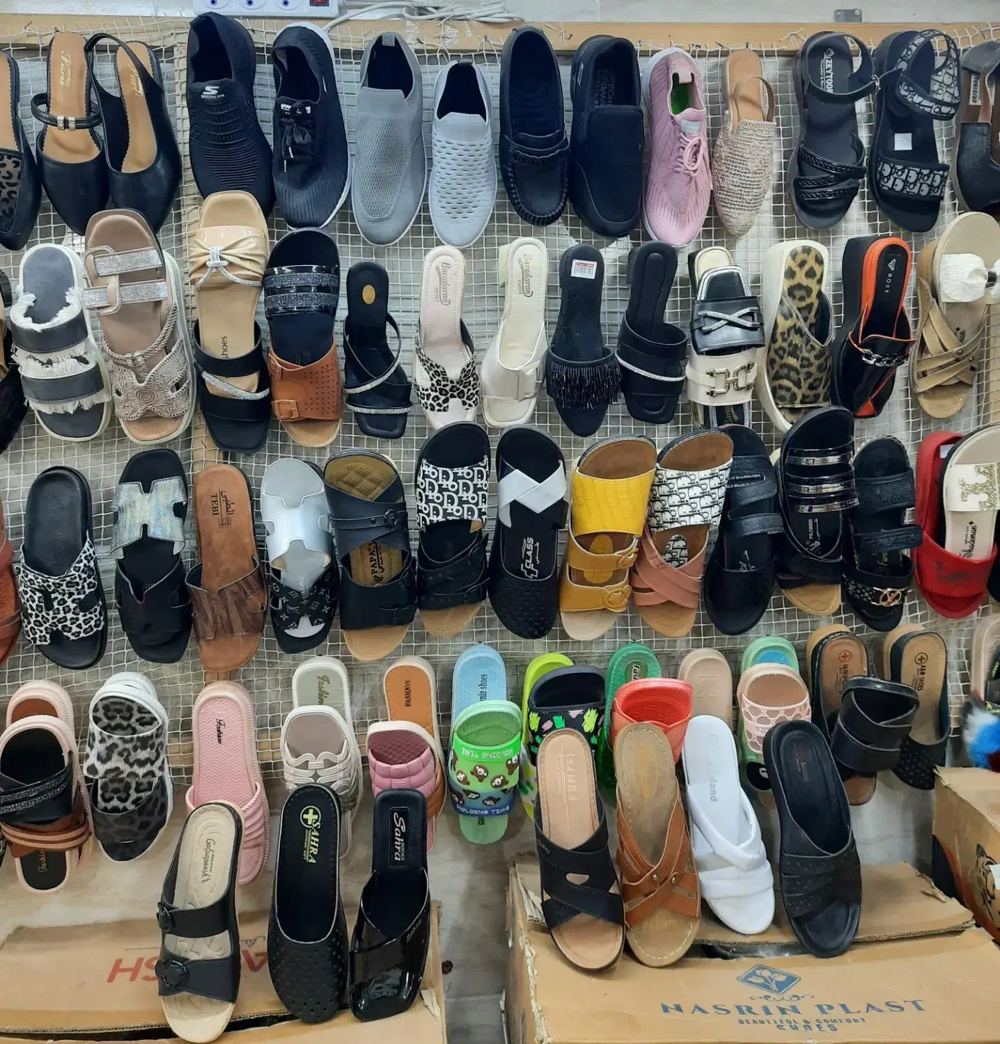 تخفیف ویژه به مناسبت روز مادر|کیف، کفش، کمربند|شوشتر, |دیوار