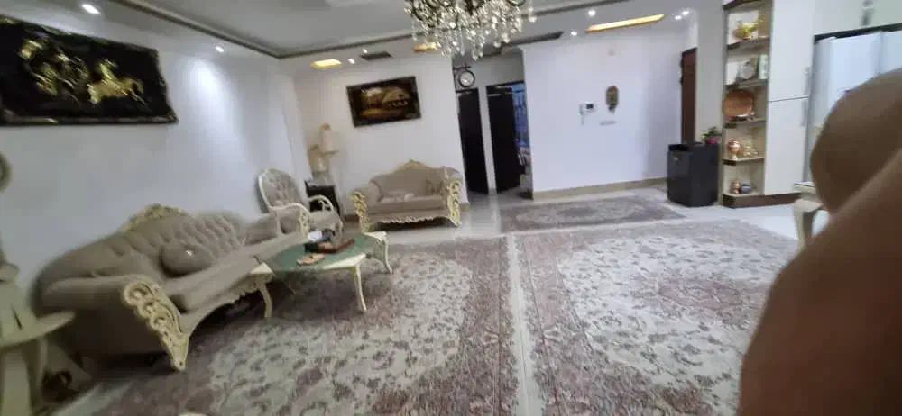 تک واحدی خوش نقشه / کوچه ۱۸ متری|فروش آپارتمان|رشت, شهرک شهید رجایی|دیوار