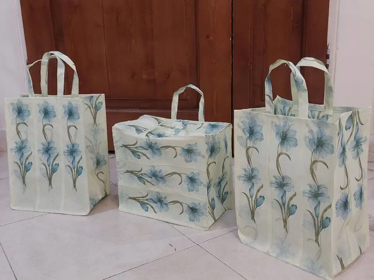 زنبیل متوسط،زیپ دار|ظروف نگهدارنده، پلاستیکی، یک‌بارمصرف|پردیس, فاز ۱۱|دیوار