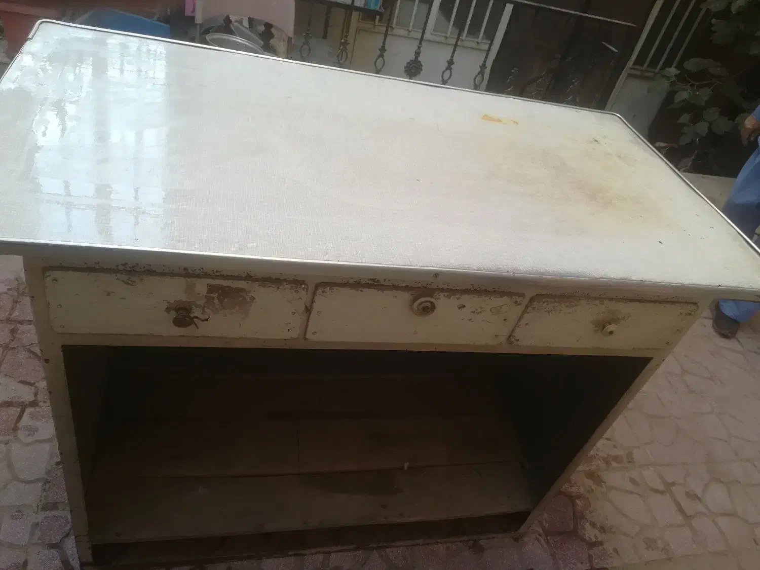 میز خیاطی|لوازم خیاطی و بافتنی|ری, اقدسیه|دیوار