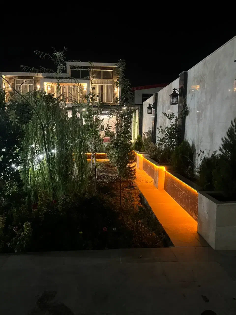 اجاره روزانه باغ.ویلا|اجارهٔ کوتاه‌مدت ویلا و باغ|مشهد, میان ولایت|دیوار