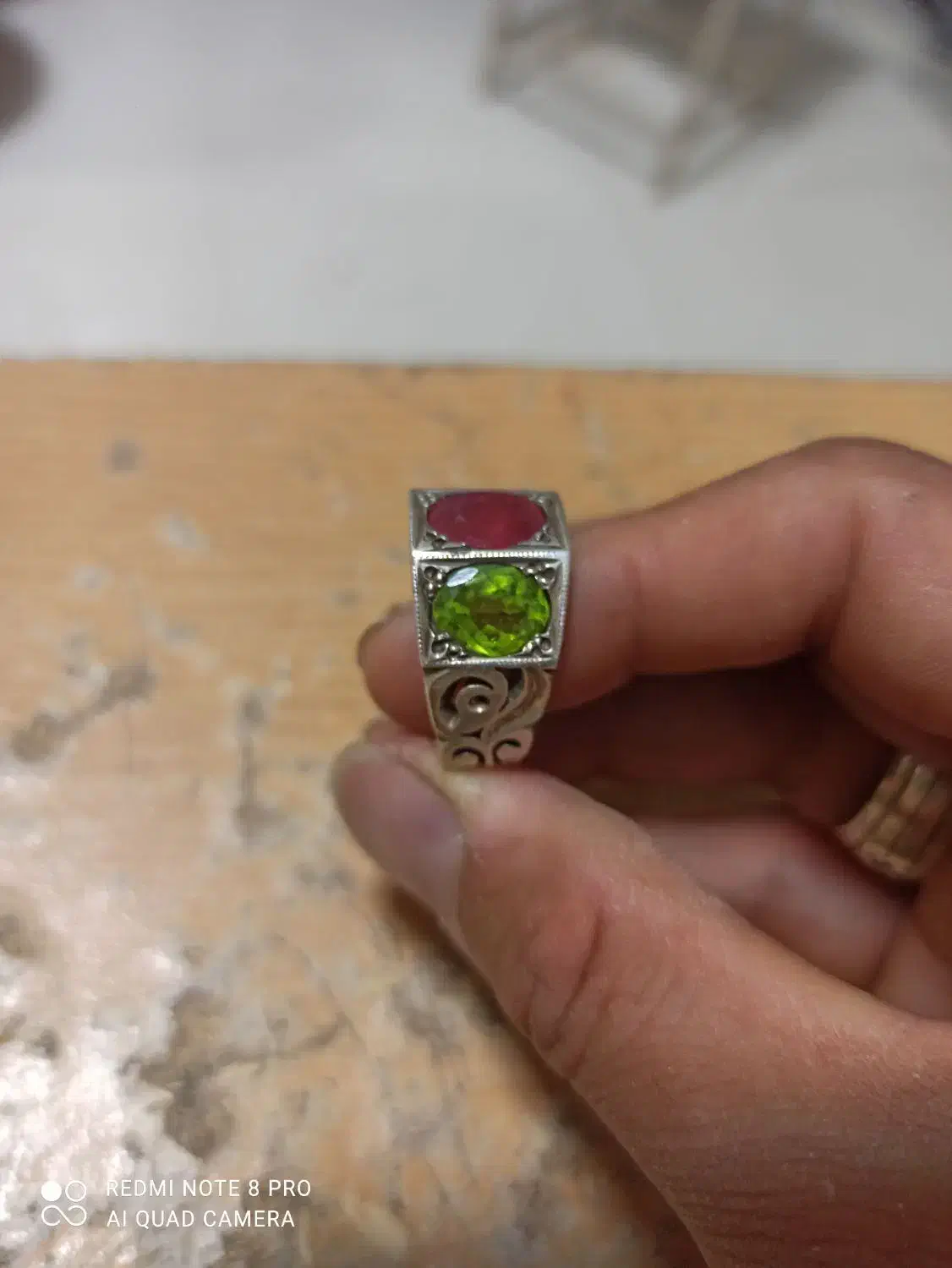 جواهر چند نگین زبرجدو یاقوت|جواهرات|شهرضا, |دیوار