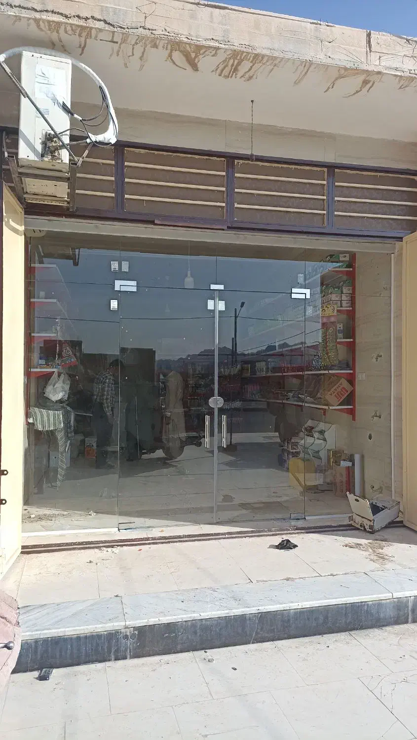 شیشه سکوریت کرکره برقی جک پارکینیگی|خدمات پیشه و مهارت|سراوان, |دیوار