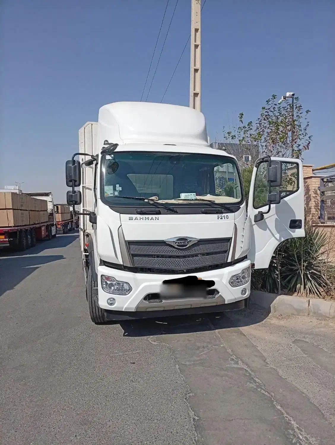 کامیون فورس ۱۲تن بغل باز شو|خودرو سنگین|فشاپویه, |دیوار